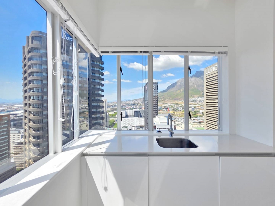 2 Bedroom Property for Sale in Cape Town City Centre Western Cape